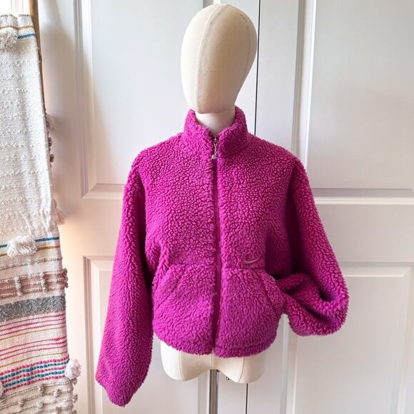 Nike Magenta Pink Swoosh Sherpa Fleece Full Zip Jacket Women's Size Small - Picture 1 of 13